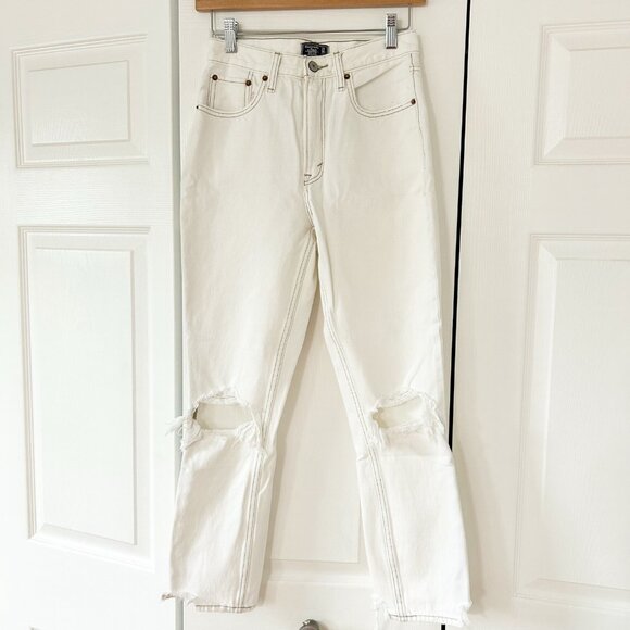 Abercrombie & Fitch High Rise Mom Jeans White Distressed Women’s Size 24/00 - Picture 7 of 8
